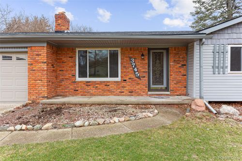 3745 Capitol Way, Highland, MI, 48356-1611 | Card Image