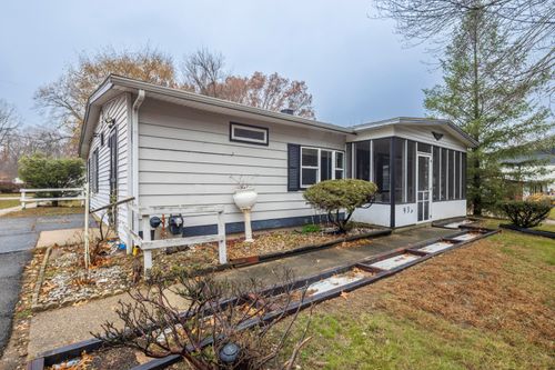 932 Liberty Trl, Michigan City, IN, 46360-2620 | Card Image