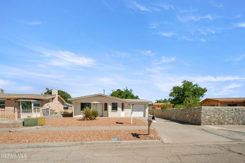 8504 Danube Cir, El Paso, TX, 79907-2620 | Card Image