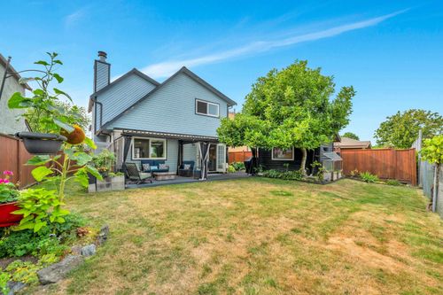 2112 Winston Crt, Langley, BC, V2Y1H5 | Card Image