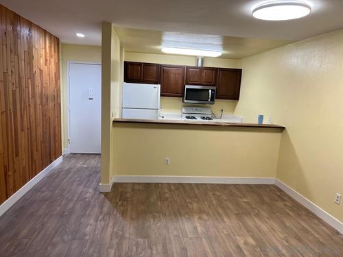 e131-1621 Hotel Cir, San Diego, CA, 92108 | Card Image