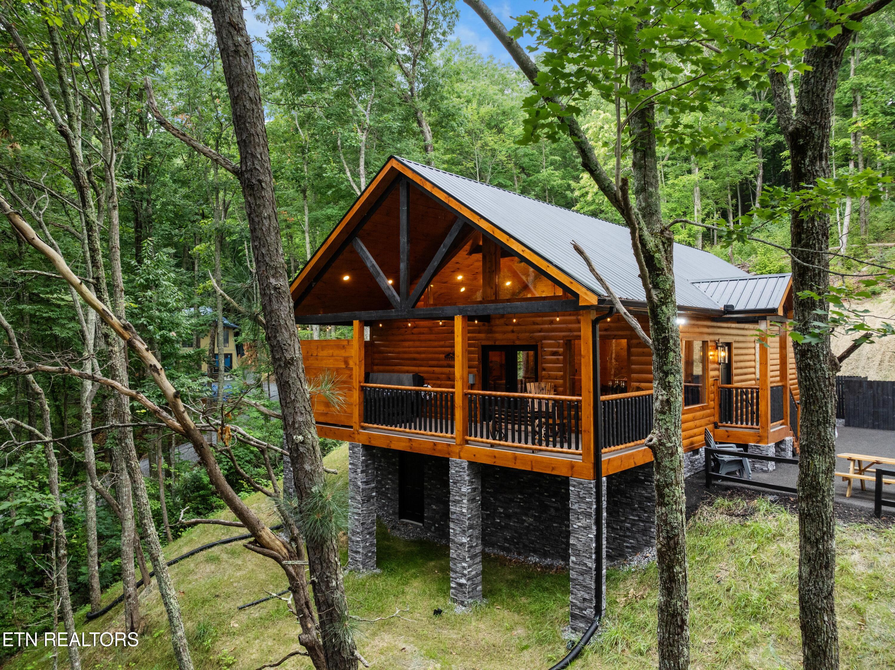 Zurich Rd, Gatlinburg, TN 37738