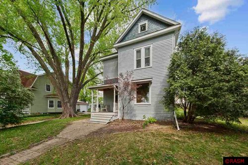 819 S Cedar Ave, Owatonna, MN, 55060-3209 | Card Image
