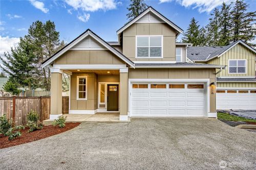 5044 Nw Cedarside Loop, Silverdale, WA, 98383-4100 | Card Image