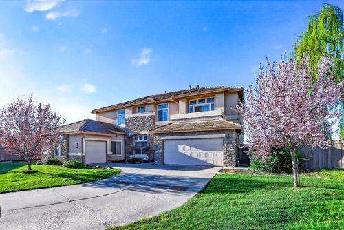 33318 Merganser Ct, Woodland, CA, 95695-6024 | Card Image