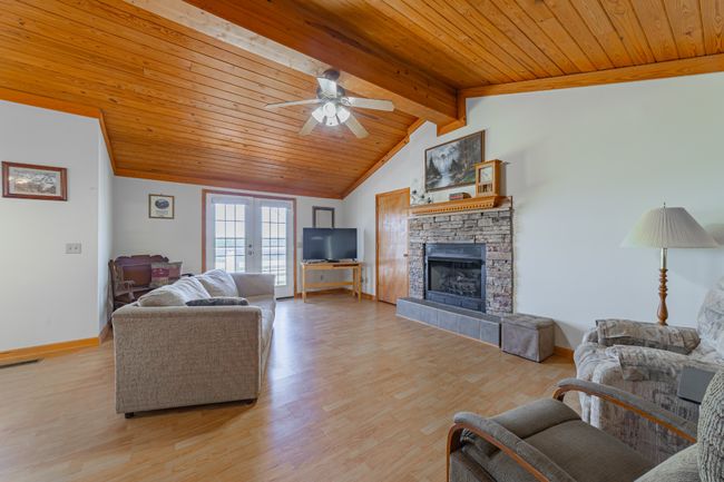 1927 Laurel Lake Dr, House other with 5 bedrooms, 3 bathrooms and 2 parking in Monteagle TN | Image 18