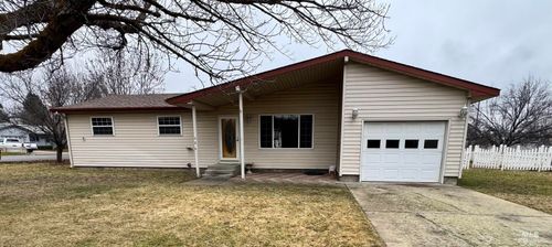 606 Nw 4th St, Fruitland, ID, 83619-2425 | Card Image