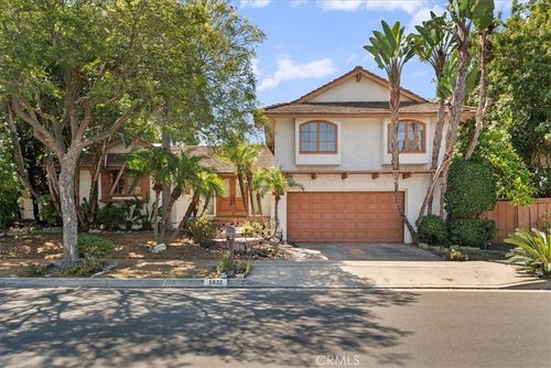 5832 Scotwood Dr, Rancho Palos Verdes, CA, 90275-5704 | Card Image
