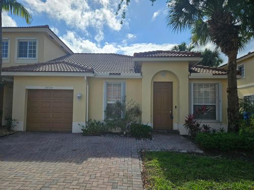 3255 Nw 31st Ter, Oakland Park, FL, 33309-8207 | Card Image