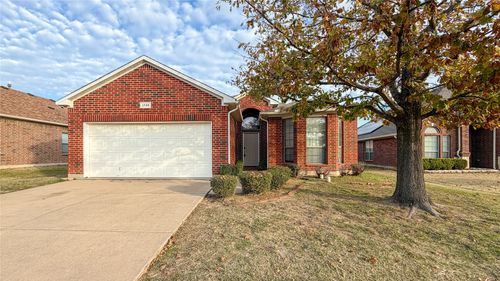 1725 Wild Deer Way, Arlington, TX, 76002-4333 | Card Image