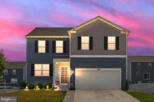 158 Bell Tower Ln, CHARLES TOWN, WV, 25414-1013 | Card Image