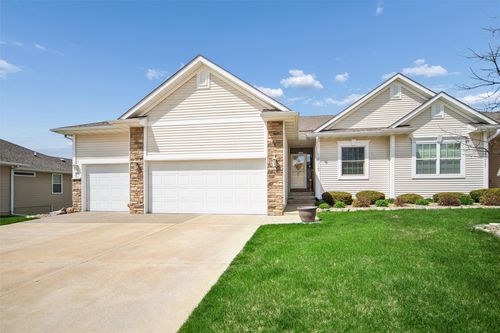 14315 Greenbelt Dr, Urbandale, IA, 50323-2524 | Card Image