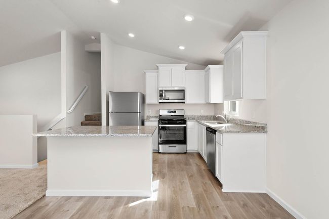 18741 Edison St Nw, House other with 3 bedrooms, 2 bathrooms and null parking in Elk River MN | Image 7