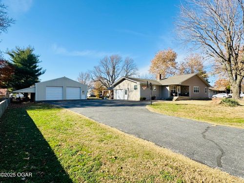12882 Larissa Dr, Neosho, MO, 64850-6833 | Card Image
