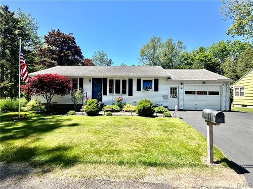 4 Cedar St, Oriskany, NY, 13424-4500 | Card Image