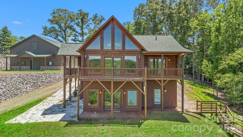 318 Heron Point Dr, Wilkesboro, NC, 28697-8487 | Card Image