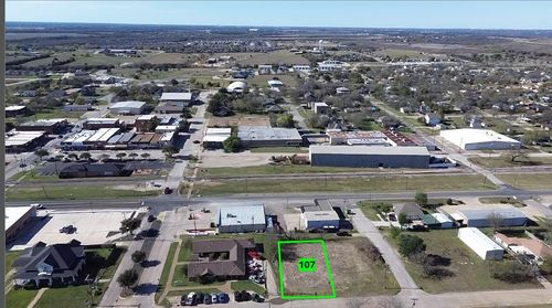 107 N Baker St, Ferris, TX, 75125 | Card Image