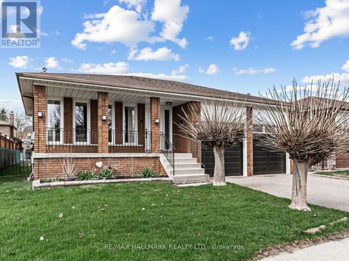 51 Lambeth Sq, Scarborough, ON, M1W3B3 | Card Image