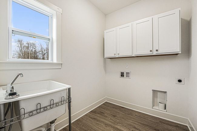 8275 Mcarthur Ave Ne, House other with 4 bedrooms, 3 bathrooms and null parking in Belding MI | Image 24