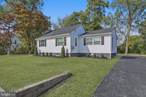 215 Almonesson Rd, BLACKWOOD, NJ, 08012-4014 | Card Image