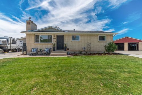 7222 S Robin Way, West Jordan, UT, 84084-3253 | Card Image