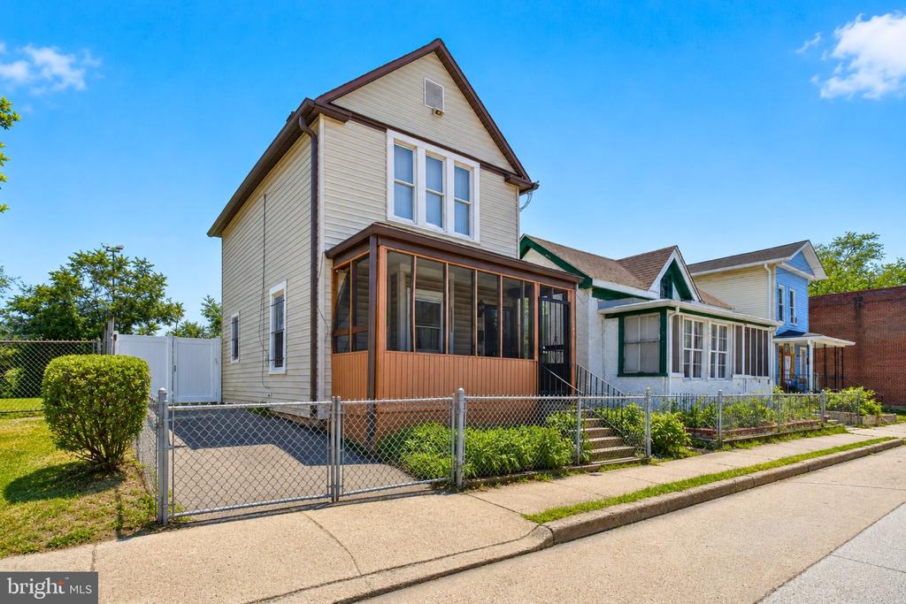 Residential in WASHINGTON 2