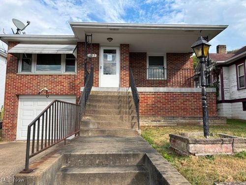 637 5th St, New Martinsville, WV, 26155-1932 | Card Image