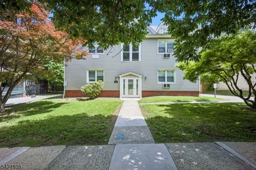 2-44 Gates Ave, Montclair, NJ, 07042-3220 | Card Image