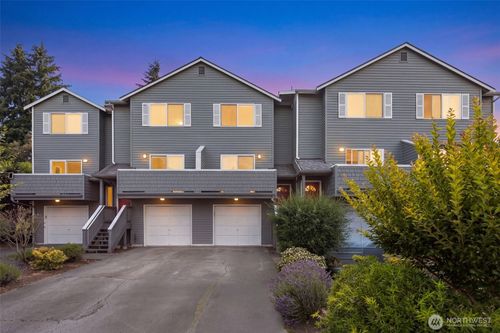 8504 29th Ave Nw, Seattle, WA, 98117-3823 | Card Image