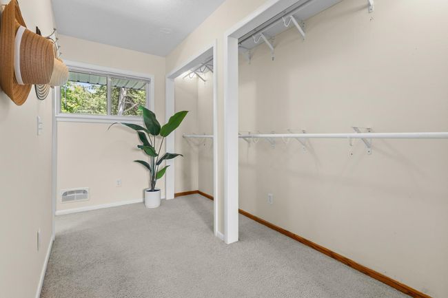 Extra large primary walk-thru closet | Image 20