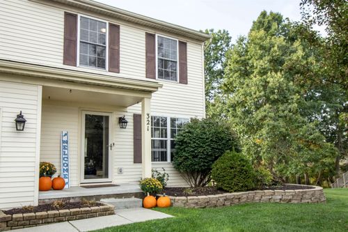321 Rustic Trl, Linden, MI, 48451-8849 | Card Image