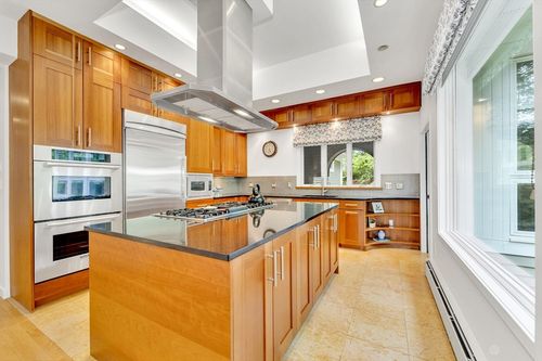 43-43 Country Club Way, Ipswich, MA, 01938-3000 | Card Image
