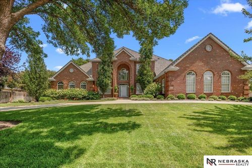 665 N 164th St, Omaha, NE, 68118-2505 | Card Image