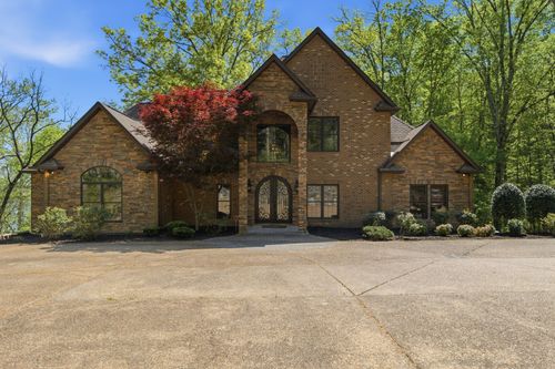 1605 Puryears Bend Rd, Hartsville, TN, 37074-3940 | Card Image