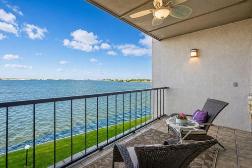 204-351 Lakeside Ln, Houston, TX, 77058-4303 | Card Image