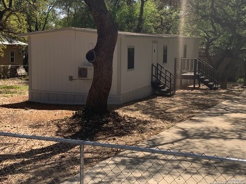 25315 Lynda Sue Dr, San Antonio, TX, 78257-1392 | Card Image