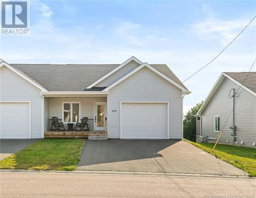125 Rue Mcqueen, Shediac, NB, E4P2H6 | Card Image