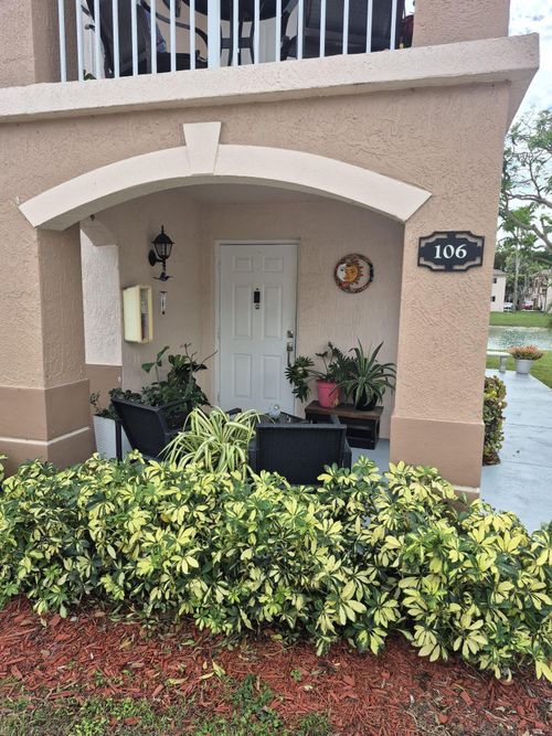 106-1270 Se 27th St, Homestead, FL, 33035-2318 | Card Image