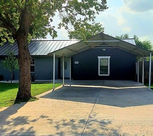 209 Green Pasture, Hutto, TX, 78634-4004 | Card Image