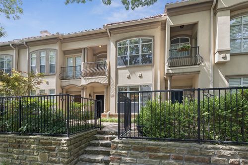 3325 N Haskell Ave, Dallas, TX, 75204-1587 | Card Image