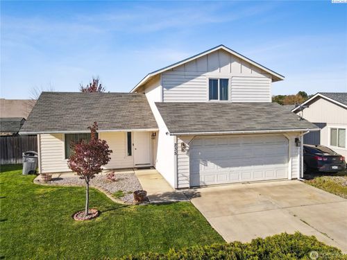 235 E Lilac Place, Othello, WA, 99344 | Card Image