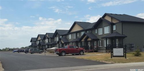 6-815 5th St Ne, Weyburn, SK, S4H2K9 | Card Image