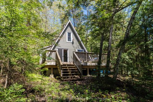 1143 Crane Lake Dr, Dorset, ON, P0A1E0 | Card Image