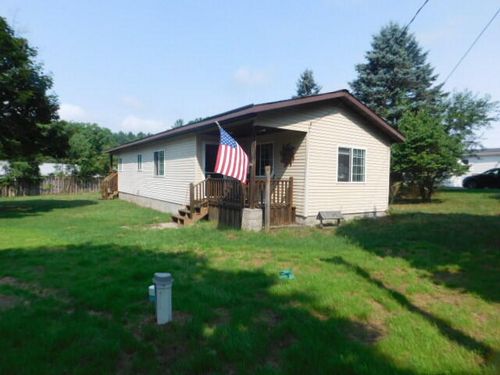 4695 Miramar Ave, Newaygo, MI, 49337-9510 | Card Image