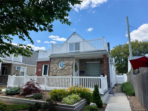 upper-615 W Market St, Long Beach, NY, 11561-1718 | Card Image