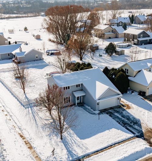 641 Small Farm Road, Mukwonago, WI, 53149 | Card Image