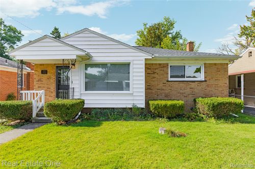 320 Dick Ave, Pontiac, MI, 48341-1804 | Card Image
