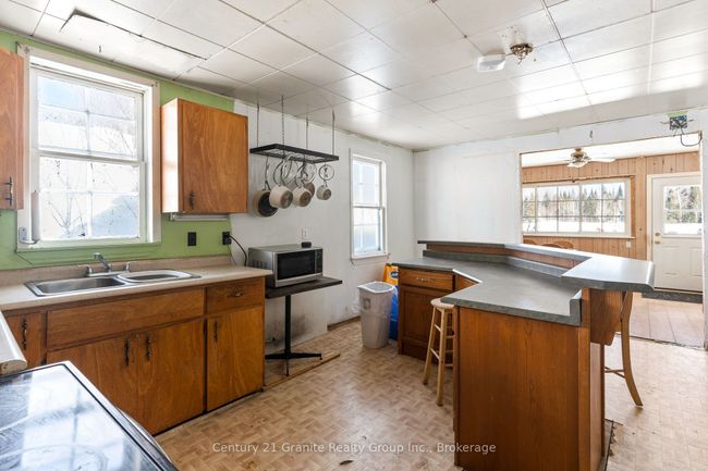 3783 Monck Rd, House other with 3 bedrooms, 2 bathrooms and 8 parking in Norland ON | Image 18