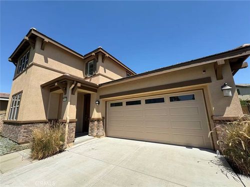 7989 Licorice Way, Fontana, CA, 92336-3460 | Card Image