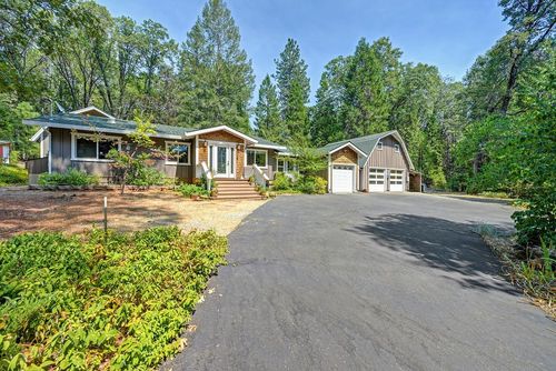 12283 Dobbins Dr, Nevada City, CA, 95959-9650 | Card Image